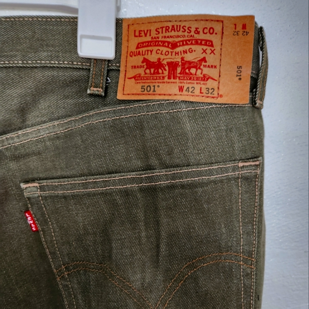 Levi's 501 Button Fly Men's W42 x L32 Greenish Gray